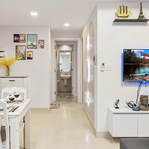 Cozy 2 Bedrooms In T1 Masteri Thao Dien, Fully Furnished With Full Amenities Ho Chi Minh City