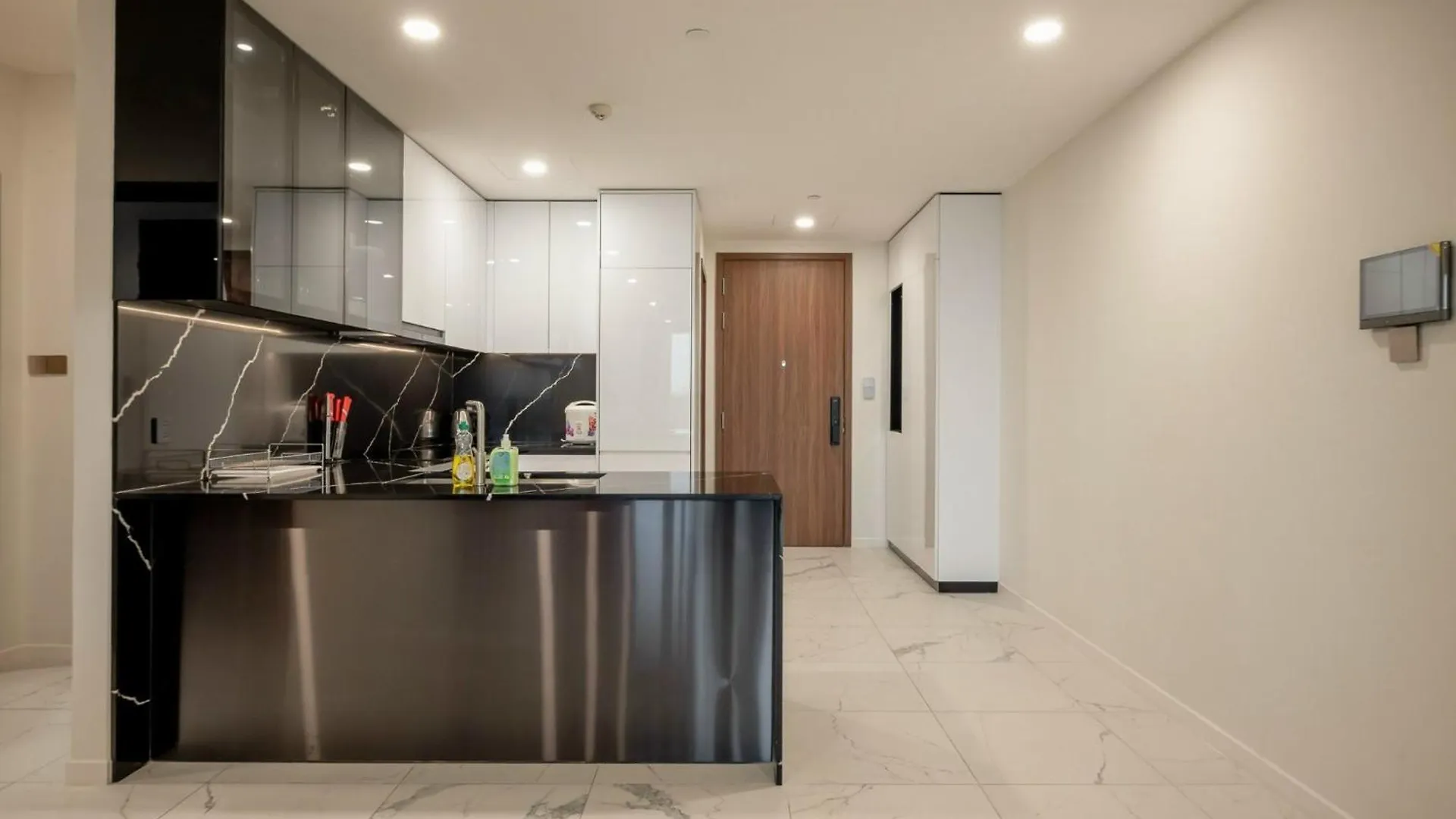 The Metropole Apartment Ho Chi Minh City